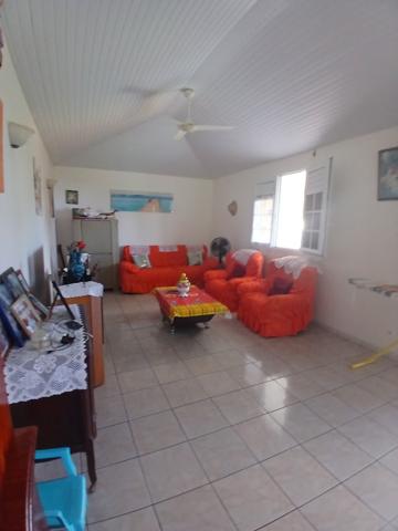 SAINTE-MARIE- Maison T5 avec terrain de 2520 m²