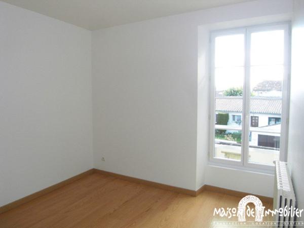 Location Appartement - 2 chambres et garage - 80m² - COGNAC Centre-ville