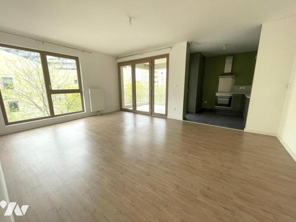 Appartement T3 67,8 m² + parking sous-sol LILLE