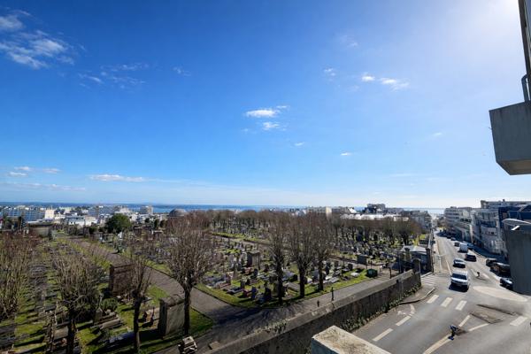 Brest (29200) À vendre – Appartement T4 – Hyper centre Brest – Vue dégagée