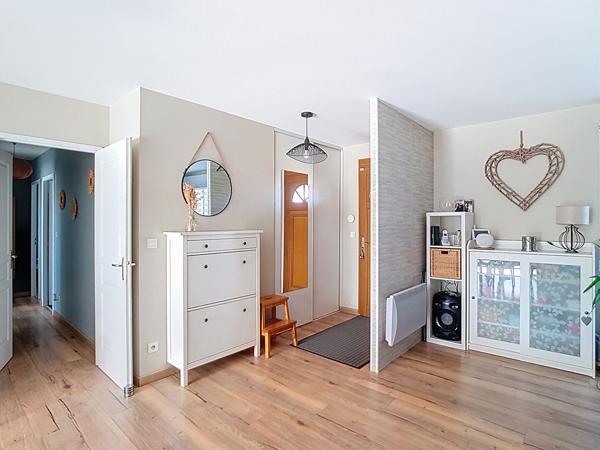 A VENDRE - Maison lumineuse 91m2 + 26m² véranda, piscine et panneaux solaires- Saint-Lys (31470)