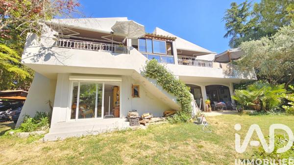 Maison à vendre 6 pièces 204 m² Saint-Jeannet