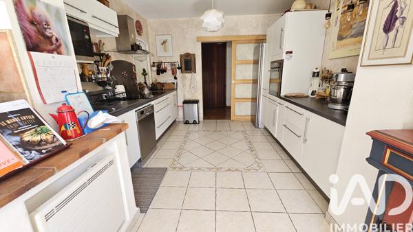 Maison à vendre 6 pièces 204 m² Saint-Jeannet