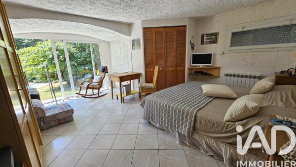 Maison à vendre 6 pièces 204 m² Saint-Jeannet