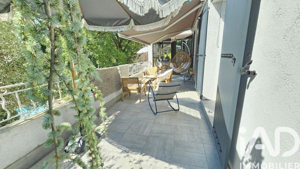 Maison à vendre 6 pièces 204 m² Saint-Jeannet