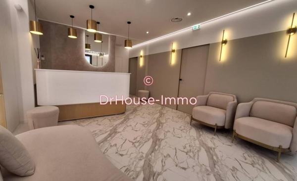 Bureau à vendre 4 pièces de 75 m²