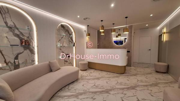 Bureau à vendre 4 pièces de 75 m²