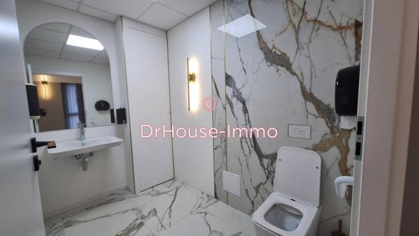 Bureau à vendre 4 pièces de 75 m²