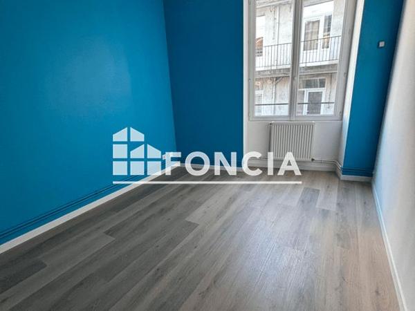 Location Appartement 3 pièces 57.6 m² - 13 RUE PIERRE ET MARIE CURIE Saint Etienne 42000