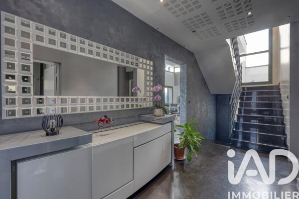 Maison à vendre 6 pièces 280 m² Saint-Ismier