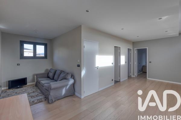Maison à vendre 6 pièces 280 m² Saint-Ismier