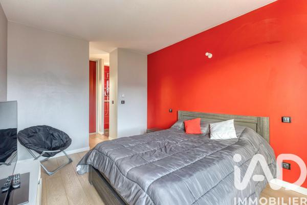 Maison à vendre 6 pièces 280 m² Saint-Ismier