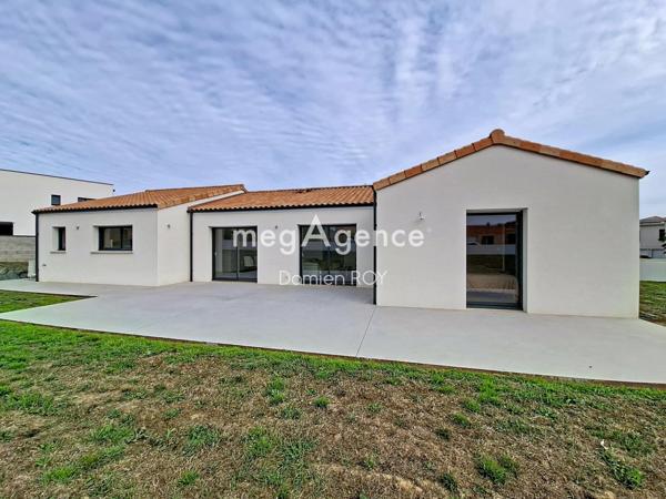 Maison à SEVREMOINE, 49450 - 6 pièces 131m²