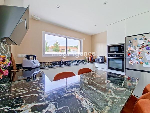 Maison à SEVREMOINE, 49450 - 6 pièces 131m²