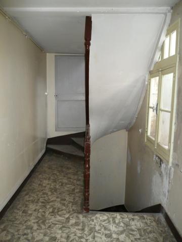 COGNAC Rue Piétonne A Vendre Local Commercial + Logement