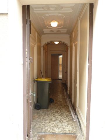 COGNAC Rue Piétonne A Vendre Local Commercial + Logement