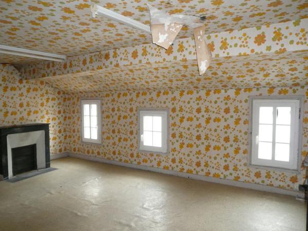 COGNAC Rue Piétonne A Vendre Local Commercial + Logement