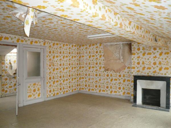 COGNAC Rue Piétonne A Vendre Local Commercial + Logement