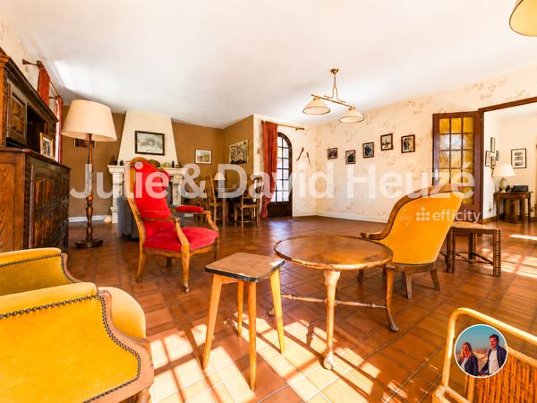 Maison
         5 pièces
        - 127 m² Exclusivité 460 000 € *