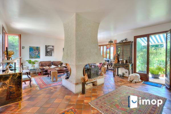 Maison avec grand terrain