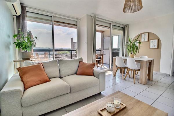 Appartement Marignane de type 4 pièces de 73m² avec terrasse et cave privative