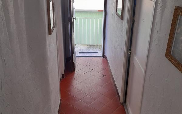 Immeuble à vendre    6 pièces • 65 m2 Gréoux-les-Bains