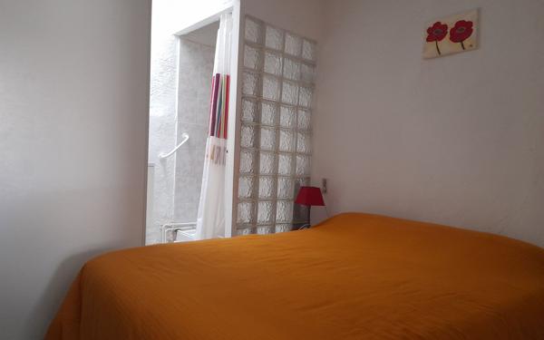 Immeuble à vendre    6 pièces • 65 m2 Gréoux-les-Bains