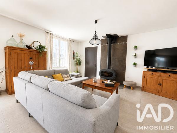 Maison à vendre 7 pièces 173 m² Mazé-Milon