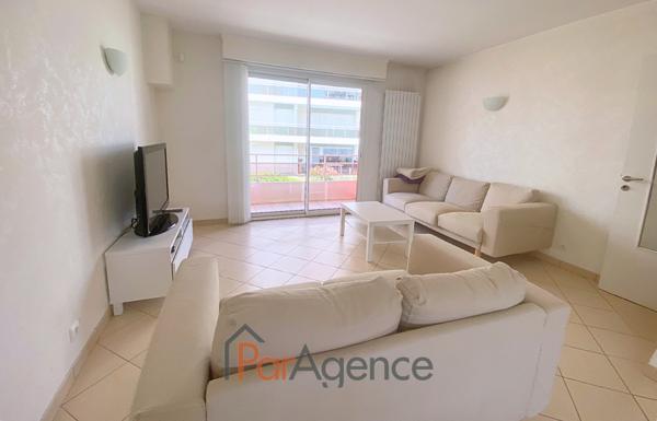 ROYAN, HYPER CENTRE-VILLE MAISON 98M2 avec GRAND GARAGE