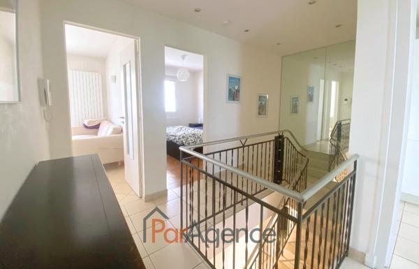 ROYAN, HYPER CENTRE-VILLE MAISON 98M2 avec GRAND GARAGE