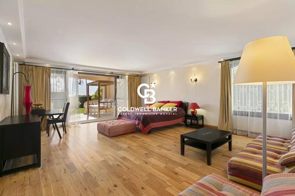 Villa 7 pièces à vendre Antibes - 06160 / Réf: 872