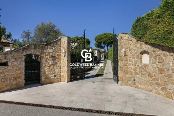 Villa 7 pièces à vendre Antibes - 06160 / Réf: 872