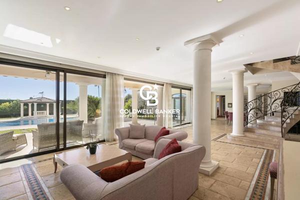 Villa 7 pièces à vendre Antibes - 06160 / Réf: 872