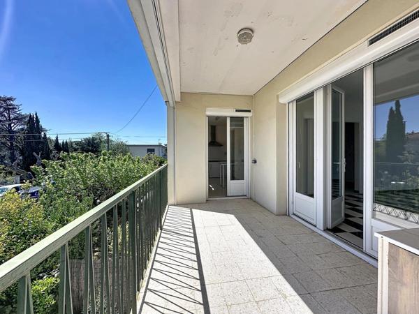 Maison à vendre 10 pièces SAUVIAN (34)