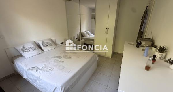 À vendre Appartement 2 pièces 37.75 m² - La Londe-les-maures 83250
