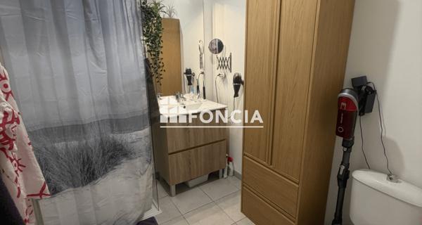 À vendre Appartement 2 pièces 37.75 m² - La Londe-les-maures 83250