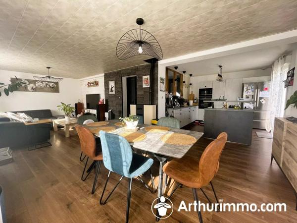 Vente                                                      Maison
                        
                     5 pièces                      86 m2                     à Dasle