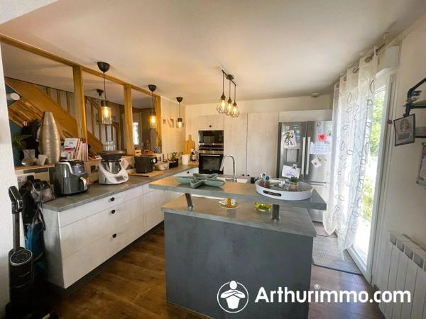 Vente                                                      Maison
                        
                     5 pièces                      86 m2                     à Dasle