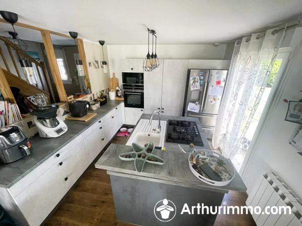 Vente                                                      Maison
                        
                     5 pièces                      86 m2                     à Dasle