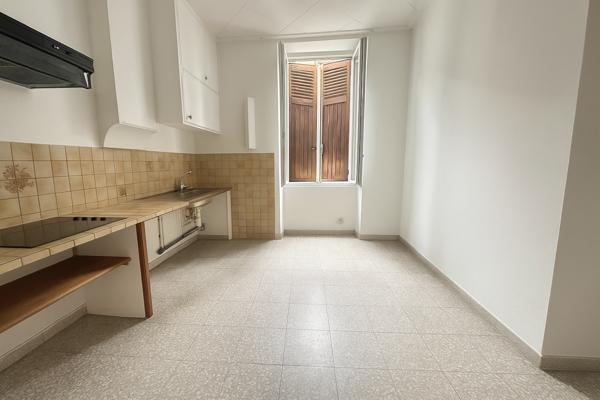 Appartement 1 pièce(s) 1 chambre(s) 38 m²