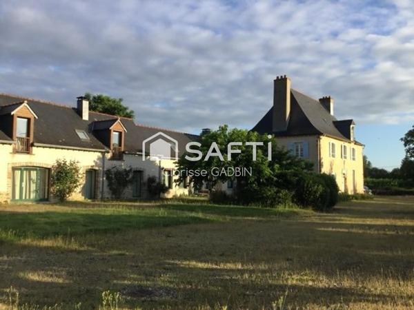 Bien exceptionnel : Manoir et longère avec piscine. Plus d'un hectare de terrain