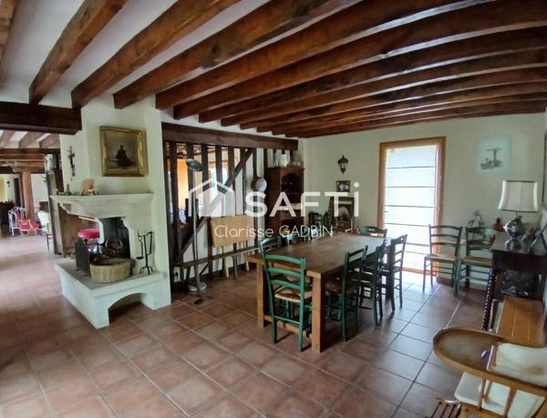 Bien exceptionnel : Manoir et longère avec piscine. Plus d'un hectare de terrain