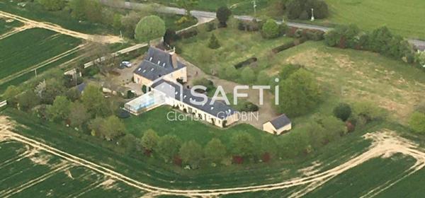 Bien exceptionnel : Manoir et longère avec piscine. Plus d'un hectare de terrain