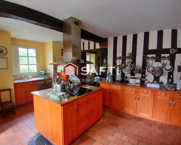 Bien exceptionnel : Manoir et longère avec piscine. Plus d'un hectare de terrain