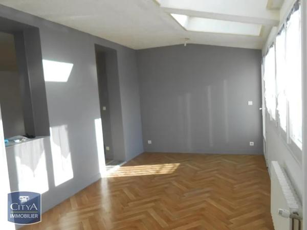 Appartement à louer 3 pièces 67.76m²