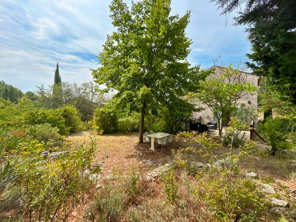 Velleron (84740) Isle sur la Sorgue en Colline superbe maison ancienne de 160 m2 habitables