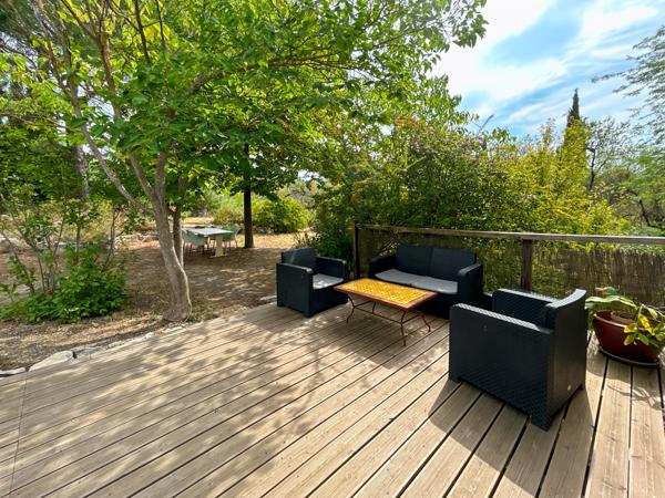 Velleron (84740) Isle sur la Sorgue en Colline superbe maison ancienne de 160 m2 habitables