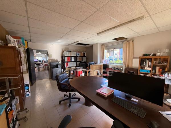 MONTÉLIMAR – LOCAL COMMERCIAL, ENTREPÔT ET BUREAUX DE 696 m² SUR 2 664 m² DE TERRAIN