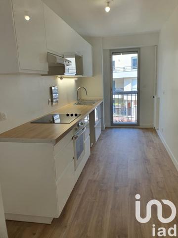 Appartement 4 pièces de 81 m² à Le Plessis-Robinson (92350)