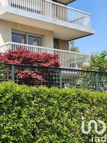 Appartement 4 pièces de 81 m² à Le Plessis-Robinson (92350)